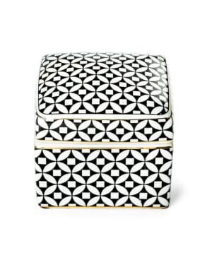 Πορσελάνινο κουτί σε άσπρο-μαύρο με κερί