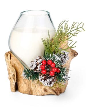 Χριστουγεννιάτικο κερί με κουκουνάρια και κόκκινες μπάλες