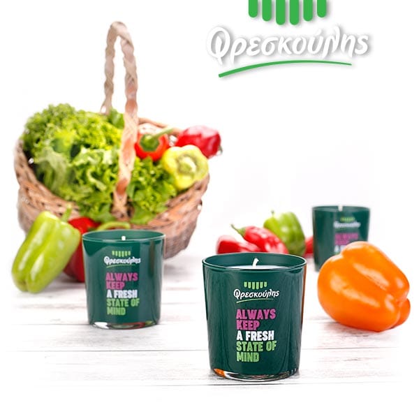 Κεριά Φρεσκούλης με φρέσκα λαχανικά σε καλάθι