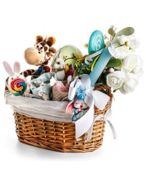 Πασχαλινό Καλαθάκι με λαμπάδα, δώρα και λιχουδιές - καμηλοπάρδαλη