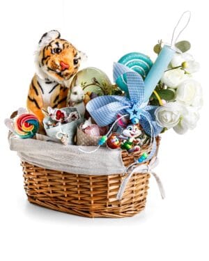 Πασχαλινό Καλαθάκι με λαμπάδα, δώρα και λιχουδιές - λιονταράκι
