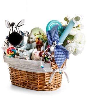Πασχαλινό Καλαθάκι με λαμπάδα, δώρα και λιχουδιές - ζέβρα